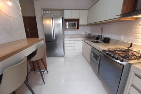 Casa à venda com 3 quartos, sendo 1 suíte, no condomínio Mantova, Indaiatuba - SP