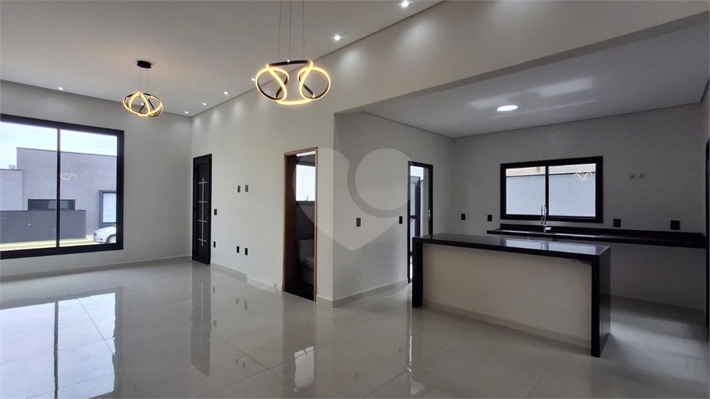 Casa à venda com 3 quartos, sendo 1 suíte, no condomínio Reserva Ipanema, Sorocaba - SP