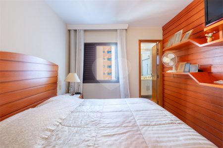 Apartamento à venda com 3 suítes em Alto da Lapa, São Paulo, SP