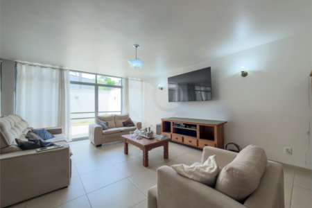 Casa de Vila à venda com 3 quartos, sendo 1 suíte, em Indianópolis, São Paulo, SP