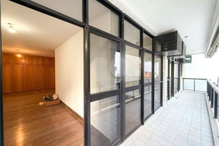 Apartamento à venda com 4 quartos, sendo 2 suítes, em Leblon, Rio de Janeiro, RJ