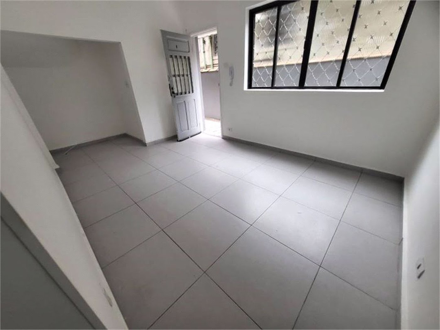 Apartamento Residencial para locação, Gonzaga, Santos - AP0140.