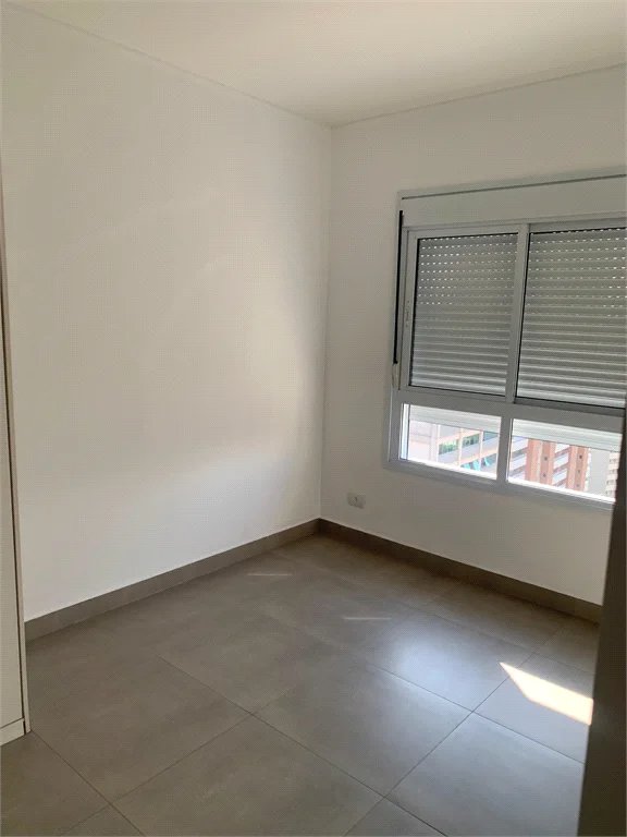 Apartamento à venda com 2 quartos em Vila Suzana, São Paulo, SP
