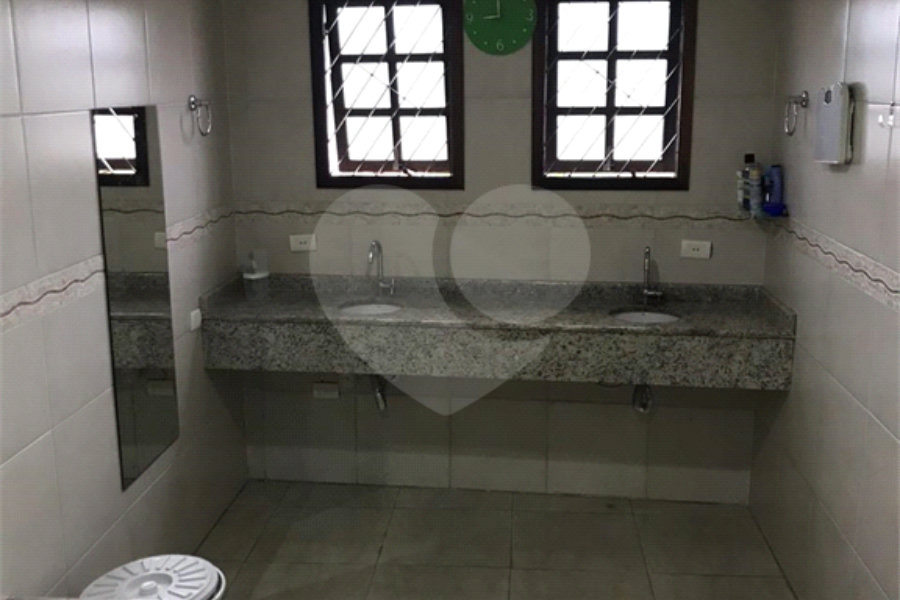 Sobrado à venda com 3 quartos, sendo 1 suíte, em Tremembé, São Paulo, SP