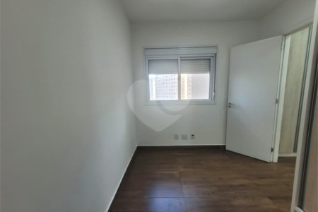 Apartamento à venda com 3 quartos, sendo 1 suíte, em Barra Funda, São Paulo, SP