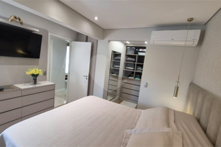 Apartamento à venda com 3 suítes em Santa Teresinha, São Paulo, SP