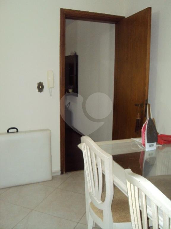 Sobrado à venda com 3 quartos, sendo 1 suíte,  em Jardim Pinheiros, São Paulo, SP