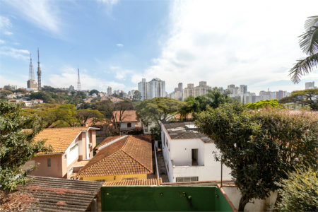 Casa à venda com 4 quartos, sendo 2 suítes, em Perdizes, São Paulo, SP