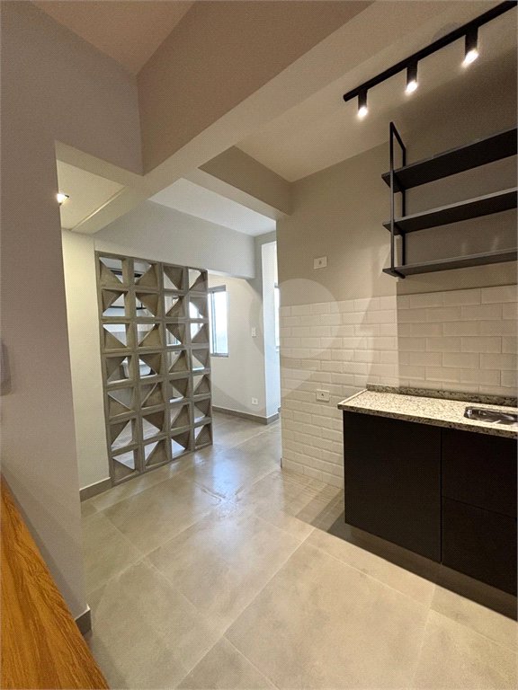 Apartamento à venda com 3 quartos, sendo 1 suíte, em Pinheiros, São Paulo, SP