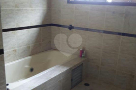 Sobrado à venda com 4 quartos, sendo 3 suítes, em Vila Maria Alta, São Paulo, SP