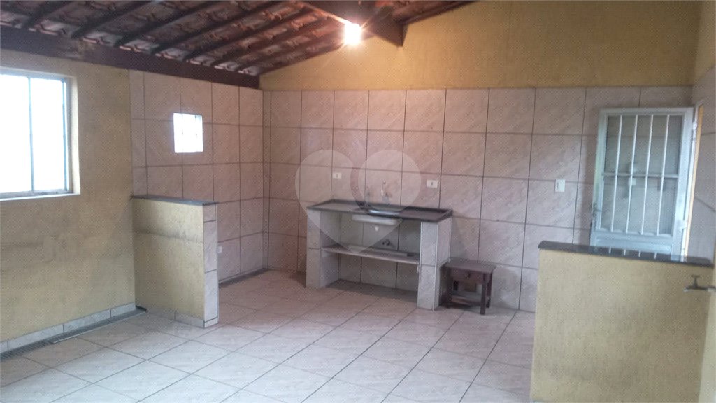 Sobrado à venda com 4 quartos em Vila Verde, São Paulo, SP