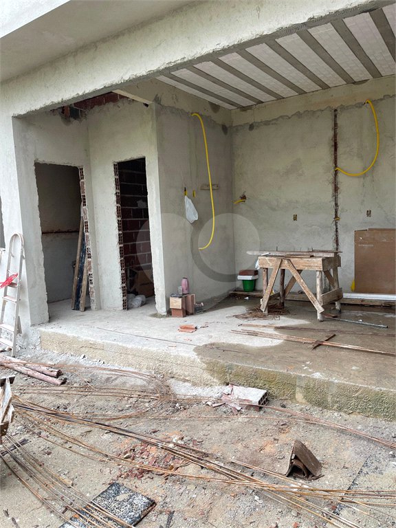 Casa à venda com 3 quartos, sendo 2 suítes, no condomínio Grand Park, Rio de Janeiro - RJ