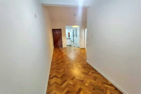 Apartamento à venda com 3 quartos, sendo 1 suíte,  em Copacabana, Rio de Janeiro, RJ