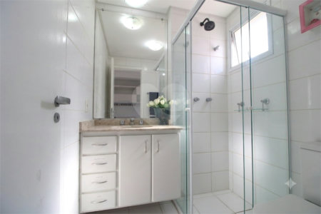 Apartamento à venda com 3 suítes em Santo Amaro, São Paulo, SP