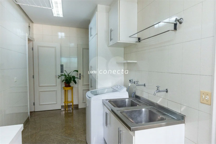 Apartamento à venda com 4 quartos, sendo 3 suítes, em Tatuapé, São Paulo, SP