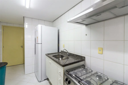 Apartamento à venda com 3 suítes em Vila Ipojuca, São Paulo, SP