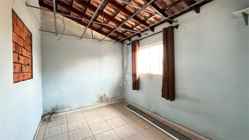 Sobrado à venda com 4 quartos, sendo 1 suíte, em Jardim Ana Maria, Sorocaba, SP