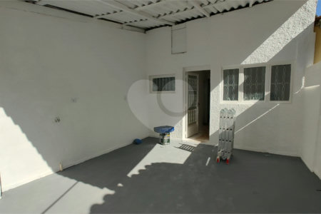 Casa à venda com 2 quartos em Chave, Votorantim, SP