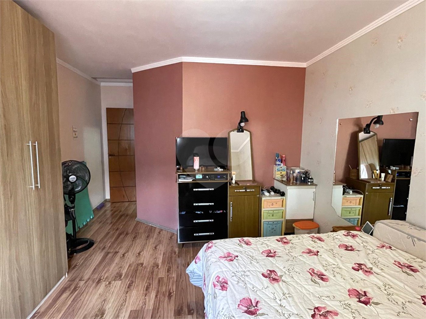 Casa à venda com 3 suítes em Vila Assunção, Santo André, SP