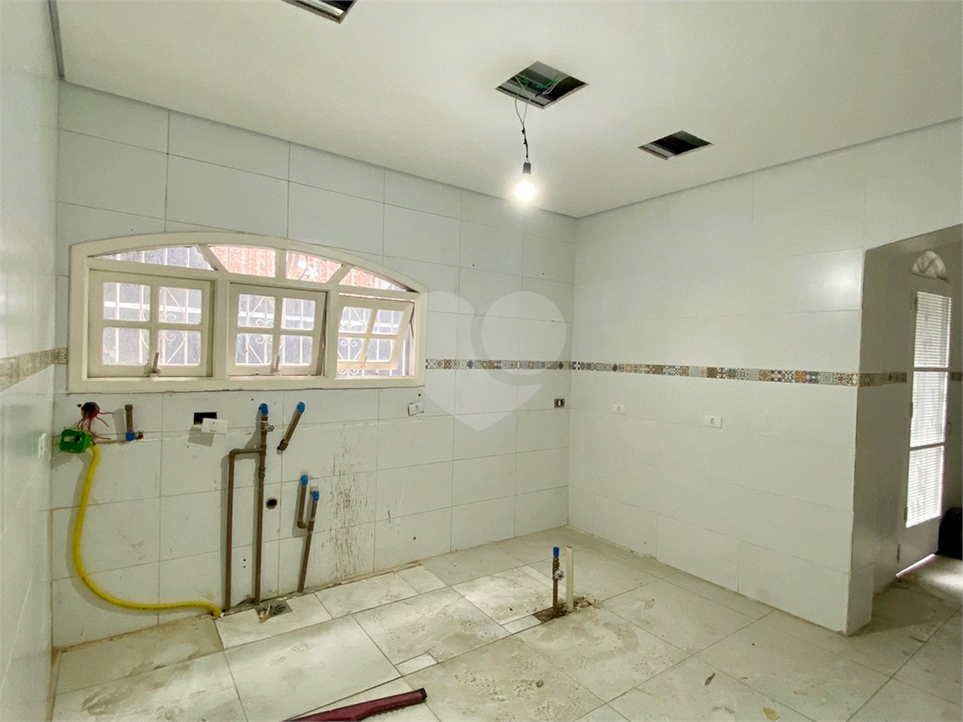 Casa à venda com 3 quartos, sendo 2 suítes, em Vila Progredior, São Paulo, SP