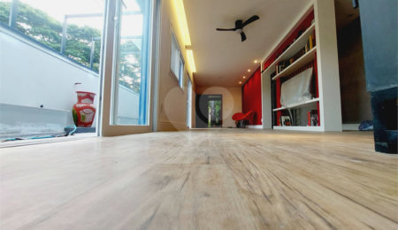 Casa à venda com 3 suítes em Lapa, São Paulo, SP