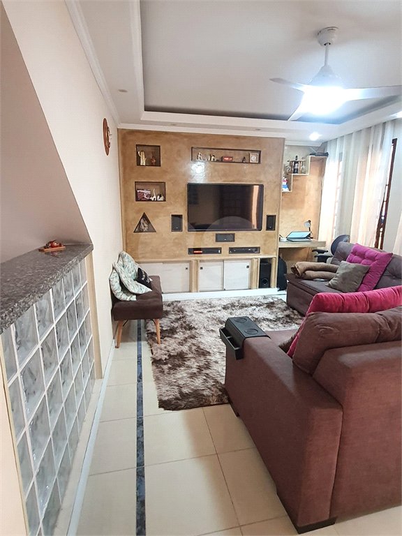 Sobrado à venda com 3 quartos, sendo 1 suíte, em Limão, São Paulo, SP