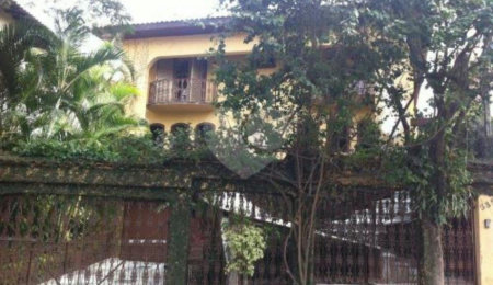 Sobrado à venda com 6 quartos, sendo 4 suítes,  em Barro Branco (zona Norte), São Paulo, SP