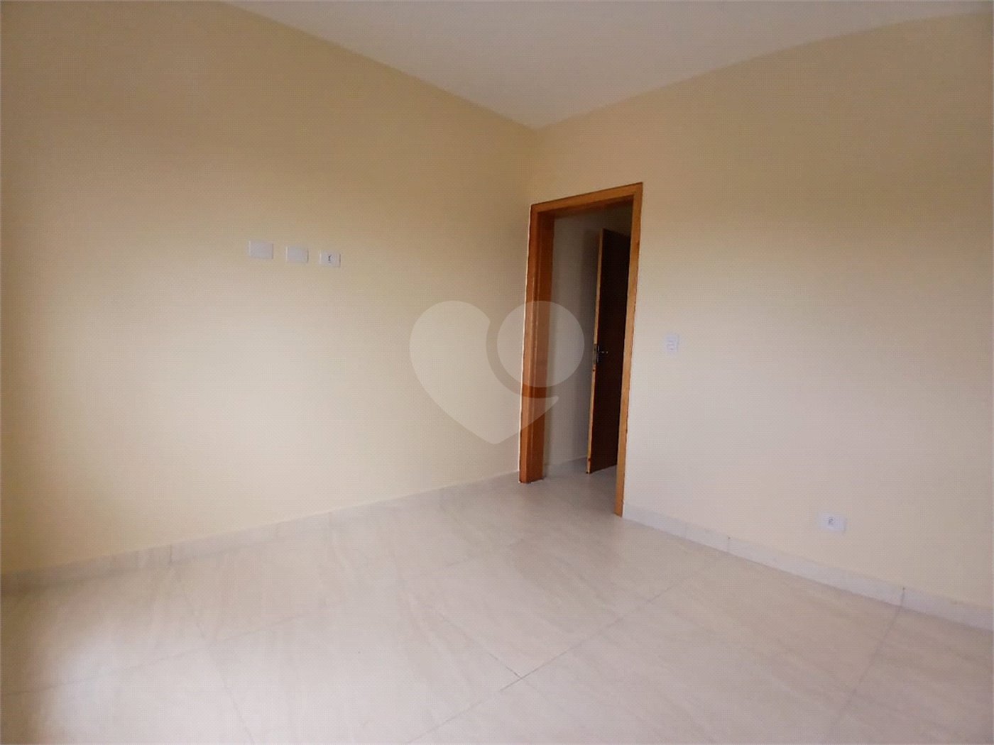 Casa à venda com 2 quartos, sendo 1 suíte, em Jardim Imperial, Atibaia, SP