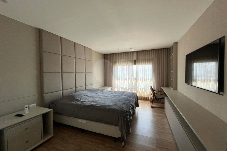 Apartamento à venda com 4 suítes em Santana, São Paulo, SP