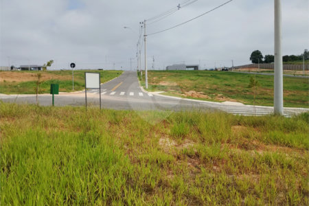 Terreno à venda no condomínio Residencial Jardim Belmonte, Indaiatuba - SP