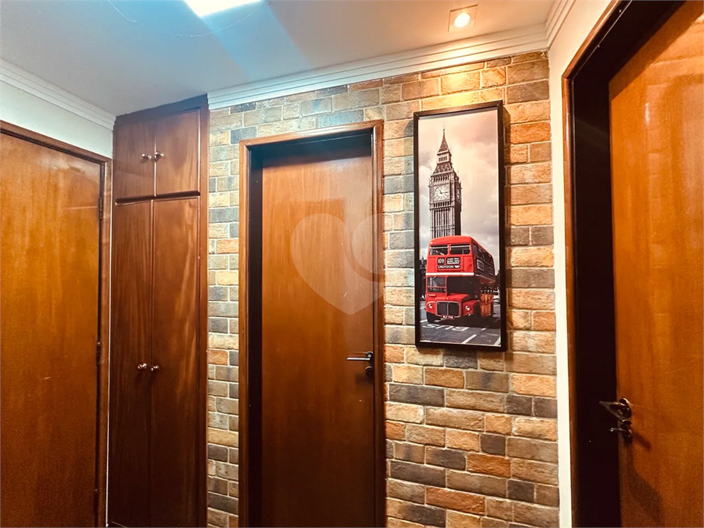 Apartamento à venda com 3 quartos, sendo 1 suíte, no Centro, Ribeirão Preto, SP