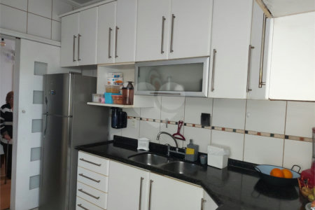 Apartamento à venda com 3 quartos, sendo 1 suíte, em Perdizes, São Paulo, SP
