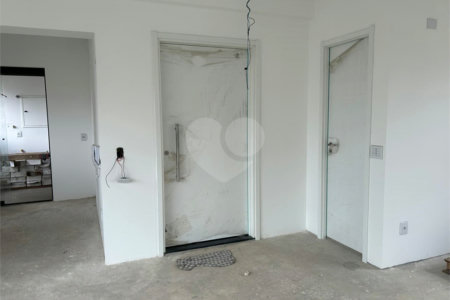 Apartamento à venda com 2 suítes em Cerqueira César, São Paulo, SP