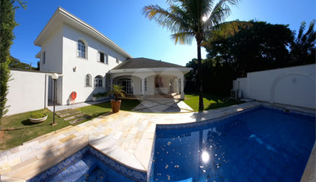 Casa à venda com 5 quartos, sendo 3 suítes,  no condomínio Vinhas da Vista Alegre - Lado Sede, Vinhedo - SP