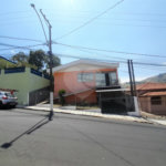 Casa à venda com 3 quartos, sendo 1 suíte, no Centro, Serra Negra, SP