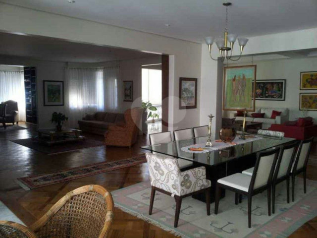 Apartamento à venda com 3 quartos, sendo 1 suíte,  em Bela Vista, São Paulo, SP