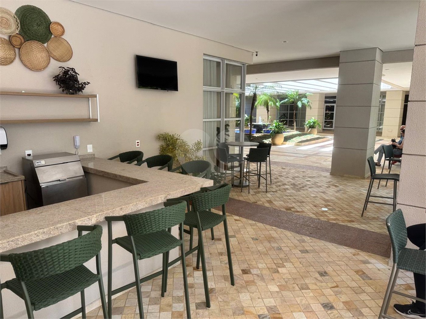 Apartamento à venda com 3 suítes em Campo Belo, São Paulo, SP