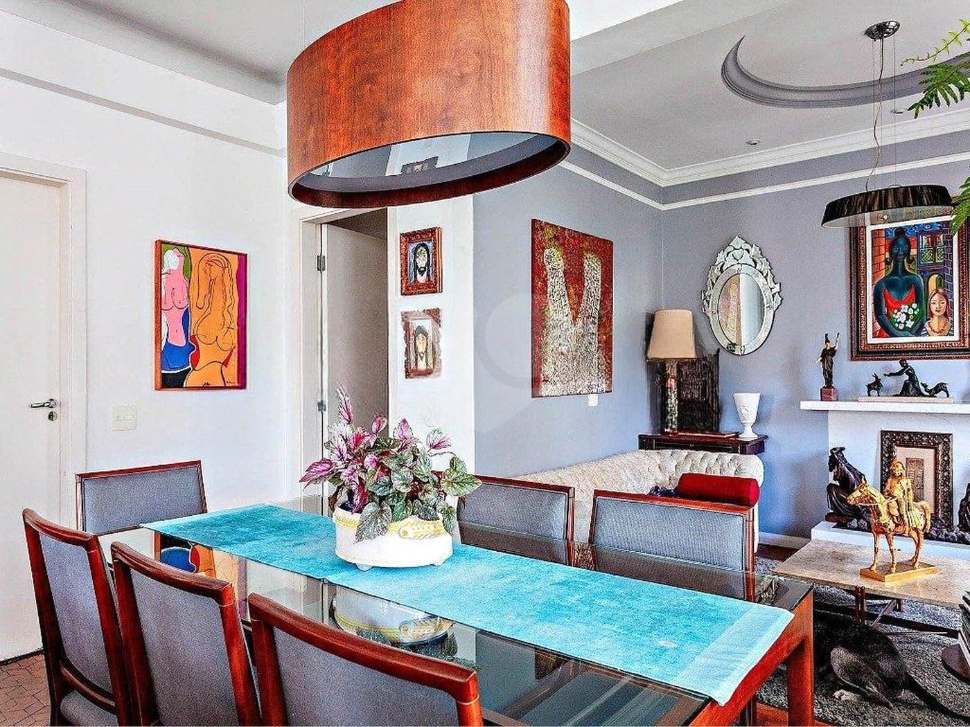 Apartamento à venda com 3 quartos, sendo 1 suíte, em Jardim Paulista, São Paulo, SP