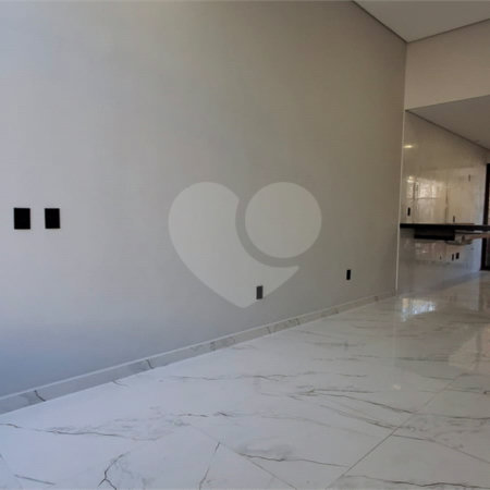 Casa à venda com 3 quartos, sendo 1 suíte, no condomínio Horto Florestal 1, Sorocaba - SP