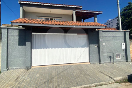 Casa à venda com 2 quartos, sendo 1 suíte, em Jardim Alvinópolis, Atibaia, SP