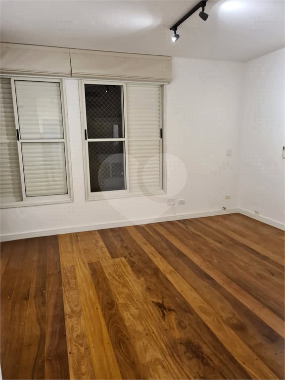 Casa à venda com 3 suítes no condomínio Residencial Courtyard Village, São Paulo - SP