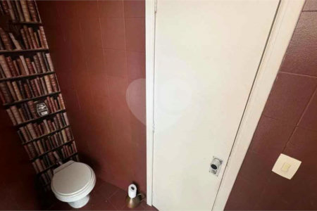 Apartamento à venda com 3 quartos, sendo 1 suíte, em Cerqueira César, São Paulo, SP