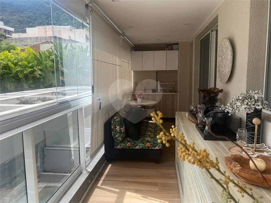 Apartamento à venda com 2 quartos, sendo 1 suíte,  em Botafogo, Rio de Janeiro, RJ