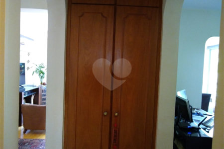 Apartamento à venda com 3 quartos, sendo 1 suíte,  em Real Parque, São Paulo, SP