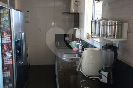 Apartamento à venda com 3 suítes em Vila Suzana, São Paulo, SP