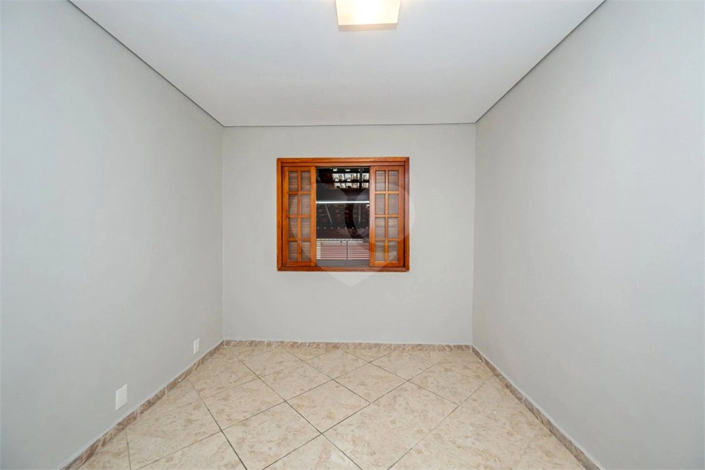 Casa à venda com 2 quartos em Conjunto Residencial Jardim Canaã, São Paulo, SP