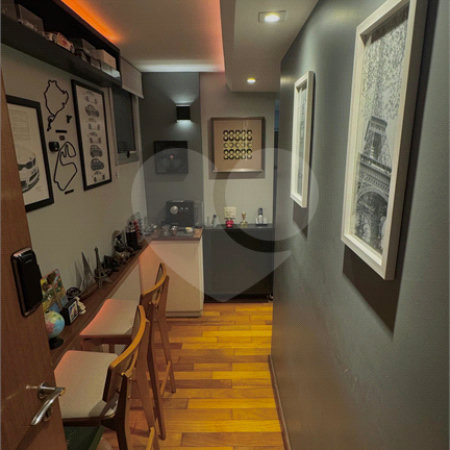 Apartamento à venda com 2 quartos, sendo 1 suíte, em Vila Olímpia, São Paulo, SP