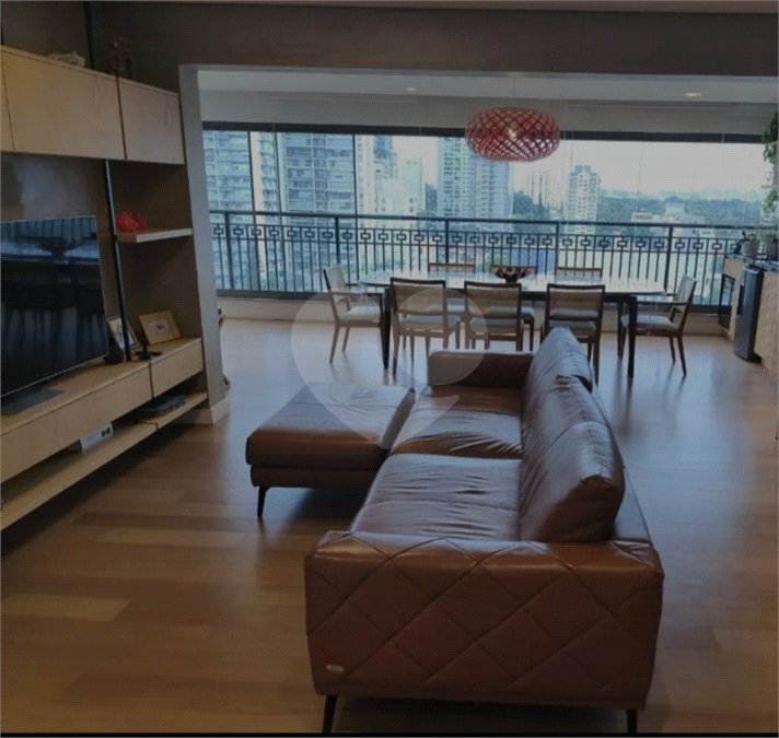 Apartamento para alugar com 3 suítes em Chácara Santo Antônio, São Paulo, SP