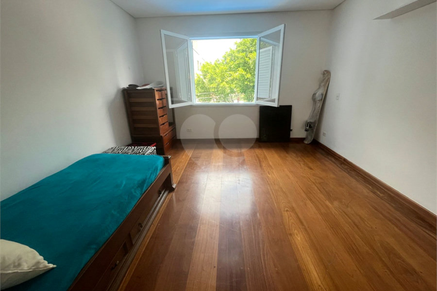 Sobrado à venda com 3 quartos, sendo 1 suíte, em Jardim São Paulo(zona Norte), São Paulo, SP