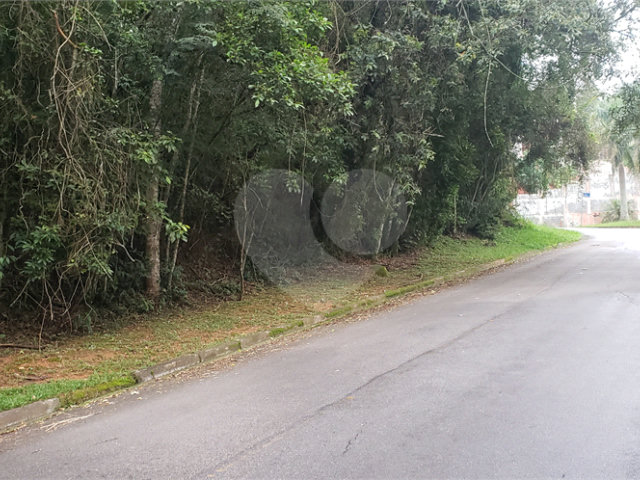 Terreno à venda no condomínio Alpes da Cantareira, Mairiporã - SP